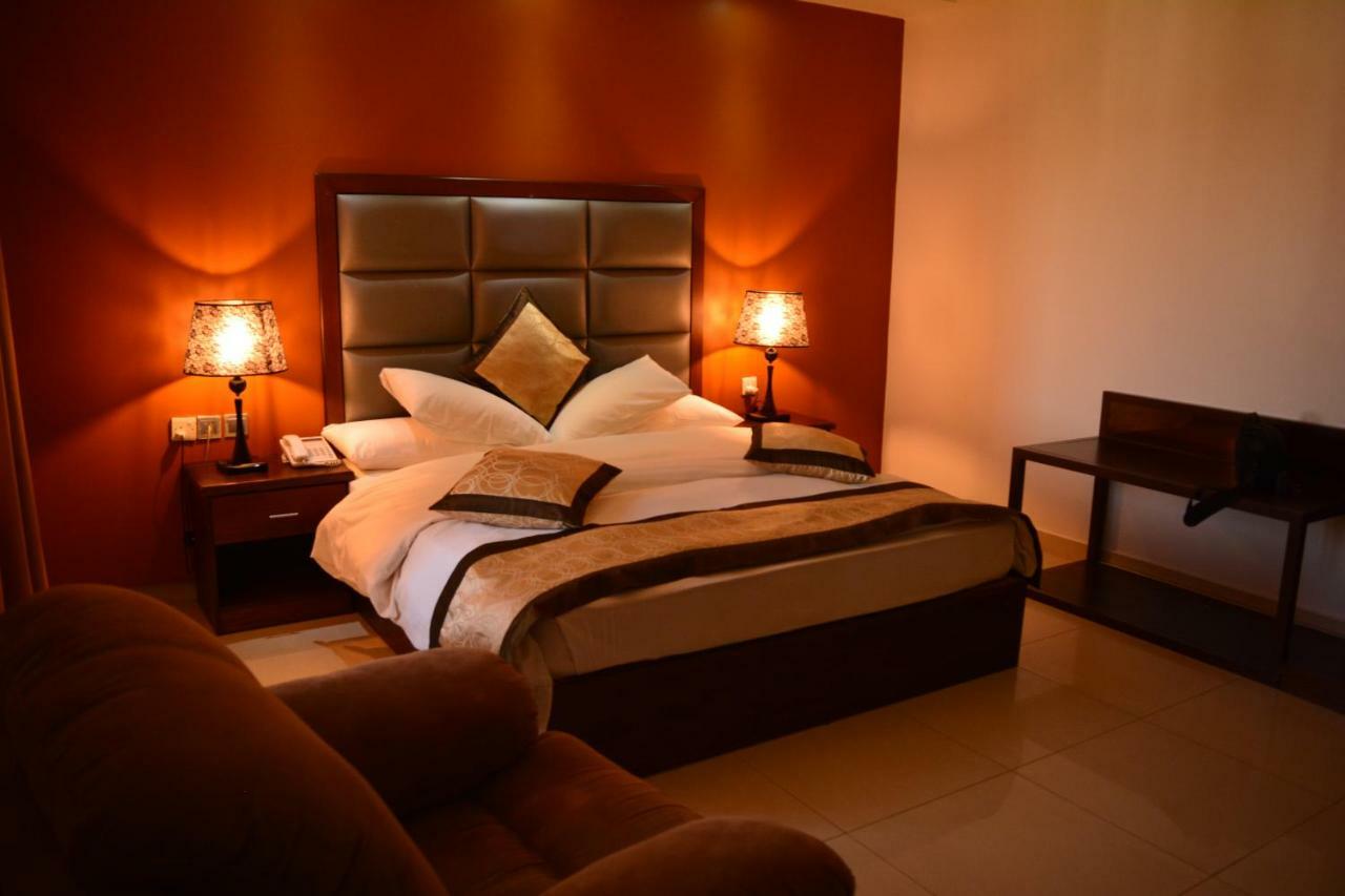 Tetra Tree Hotel 4*